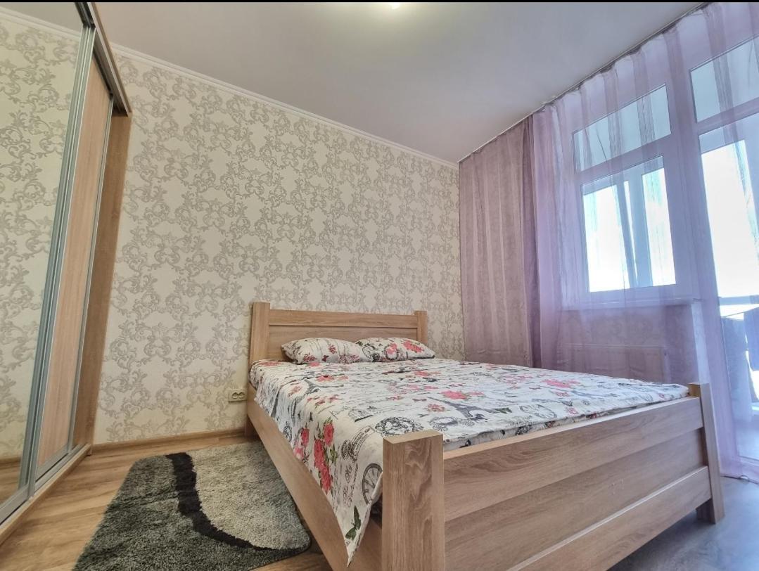 Квартира Метро Харківська, Позняки Жк Лебединий Kiev Extérieur photo